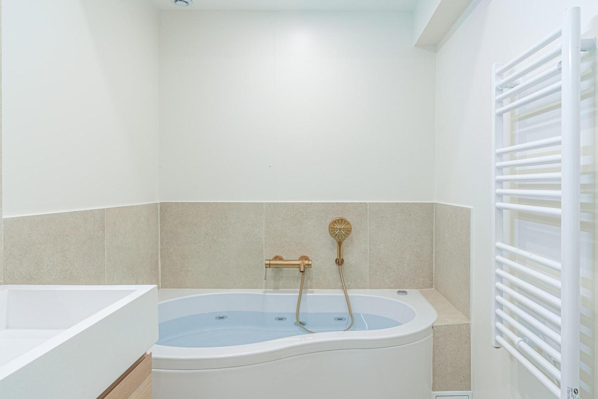 Lavie Maison Ac & Jacuzzi Paris Exterior foto
