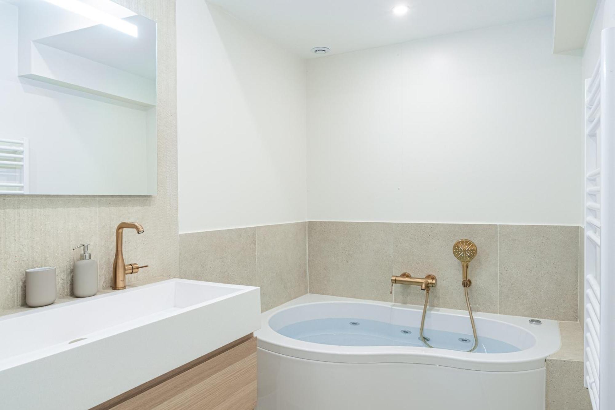 Lavie Maison Ac & Jacuzzi Paris Exterior foto